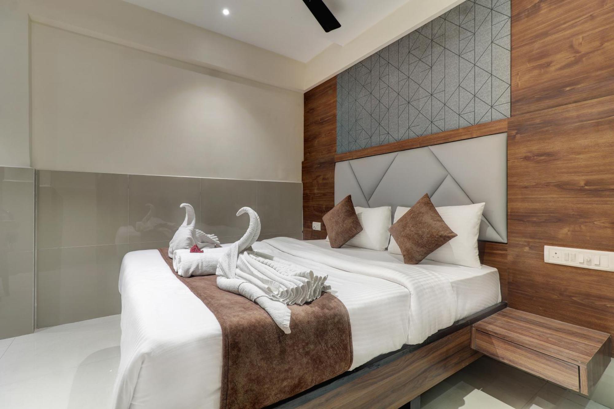 New Parimeet Residency Hotel Navi Mumbai Exterior photo