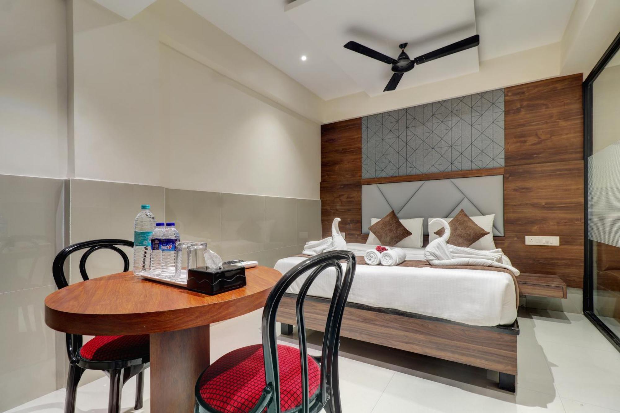 New Parimeet Residency Hotel Navi Mumbai Exterior photo