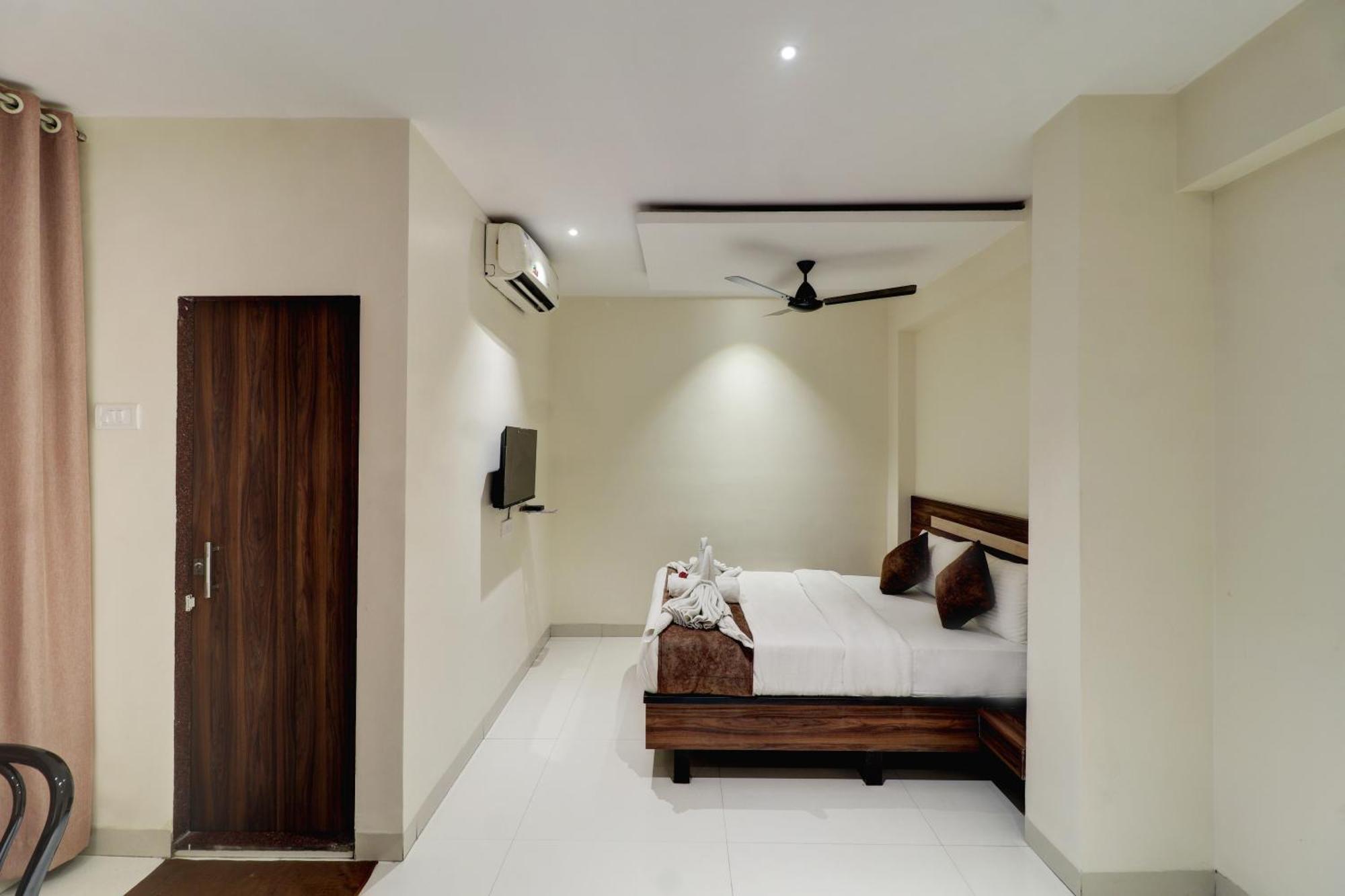 New Parimeet Residency Hotel Navi Mumbai Exterior photo