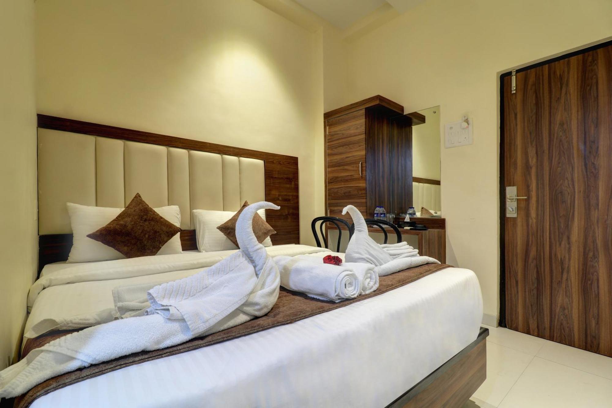 New Parimeet Residency Hotel Navi Mumbai Exterior photo